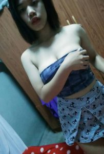 ภาพโป๊สาวทางบ้านนมใหญ่ๆ