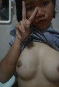 รูปโป๊ทางบ้าน