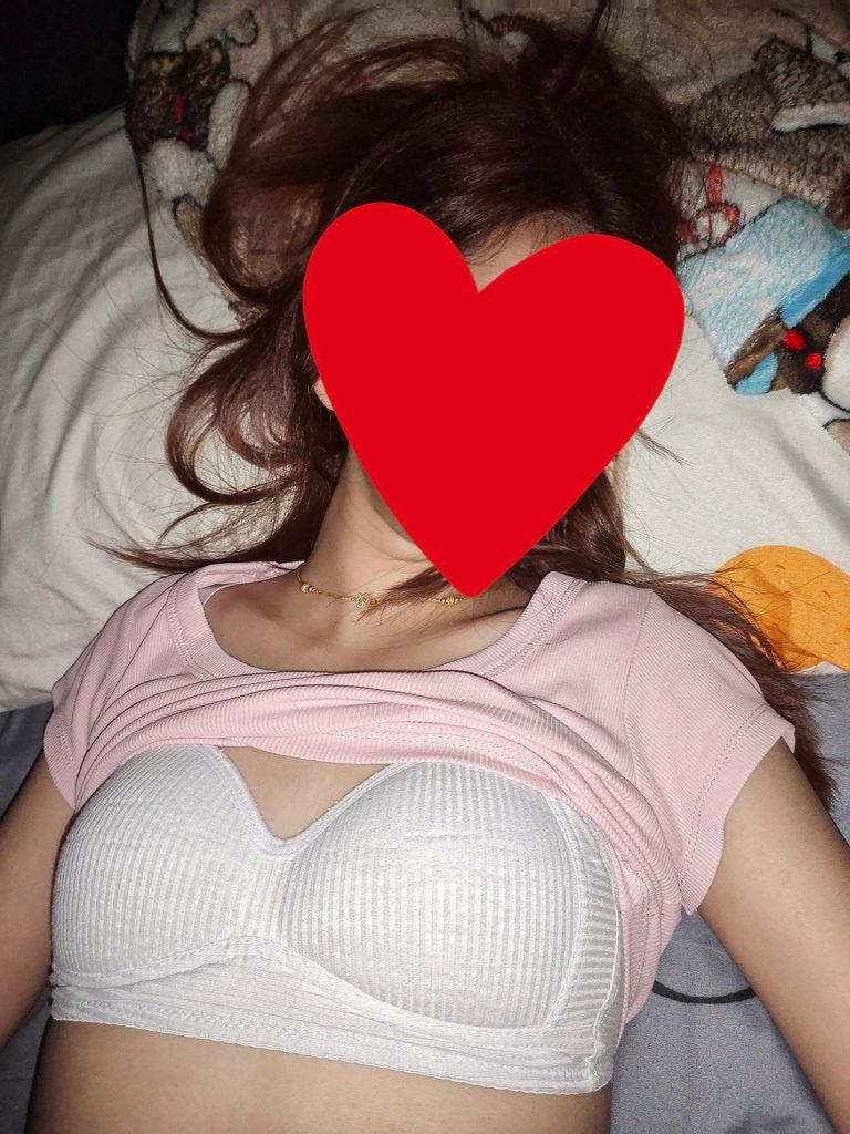 รูปโป๊ แอบดูนมน้องเมียตอนเมานมสวยสุดๆน่าดูดมาก